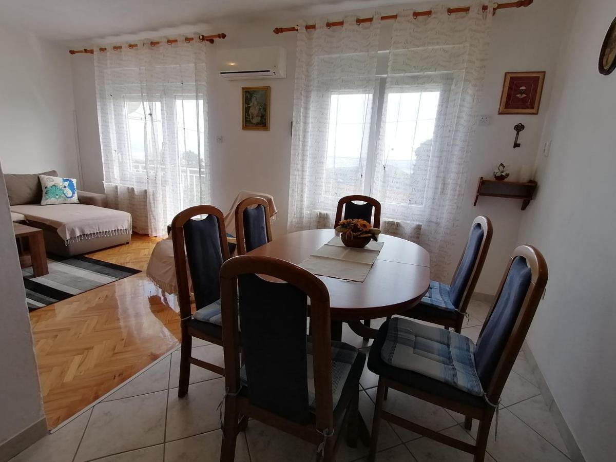 Varelija Apartment *