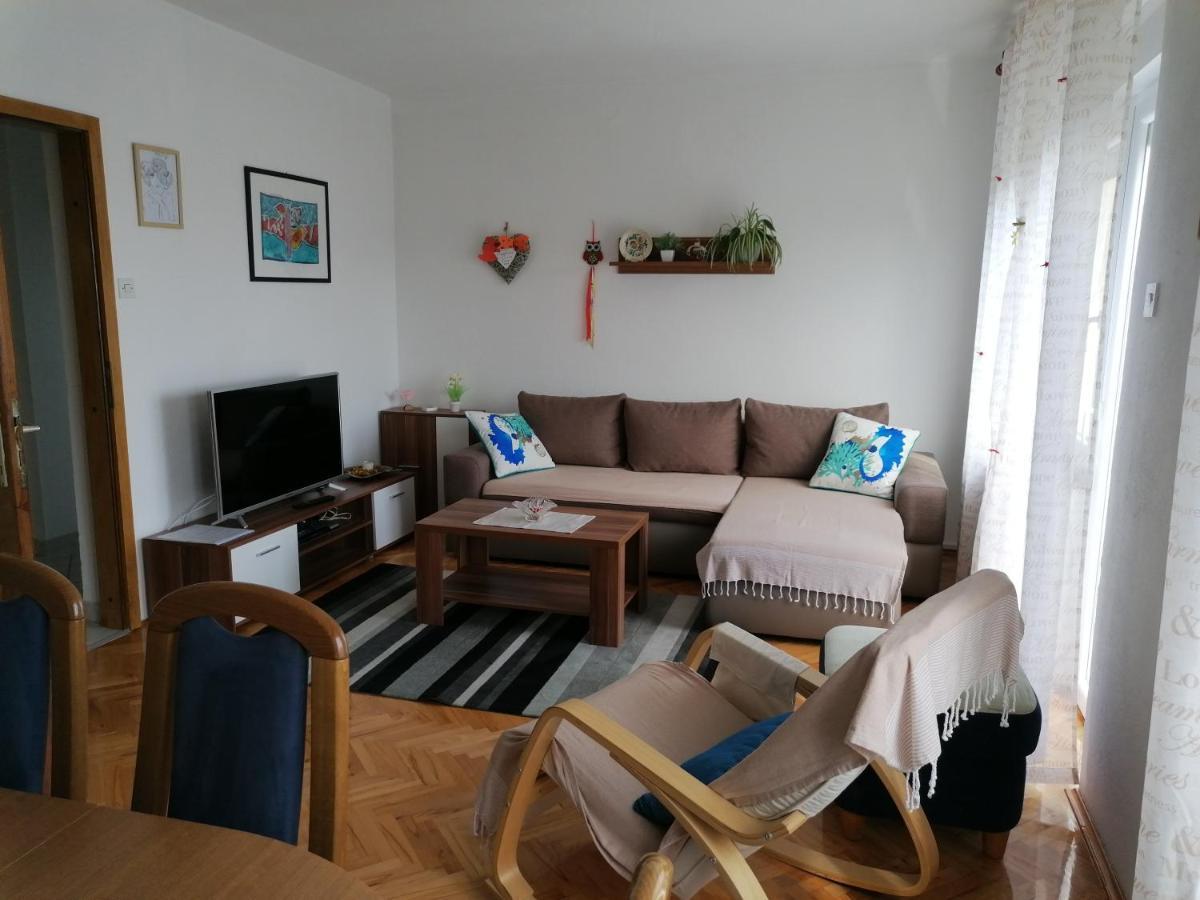Apartment Varelija *